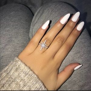 Beautiful Silver White Sapphire Star Ring